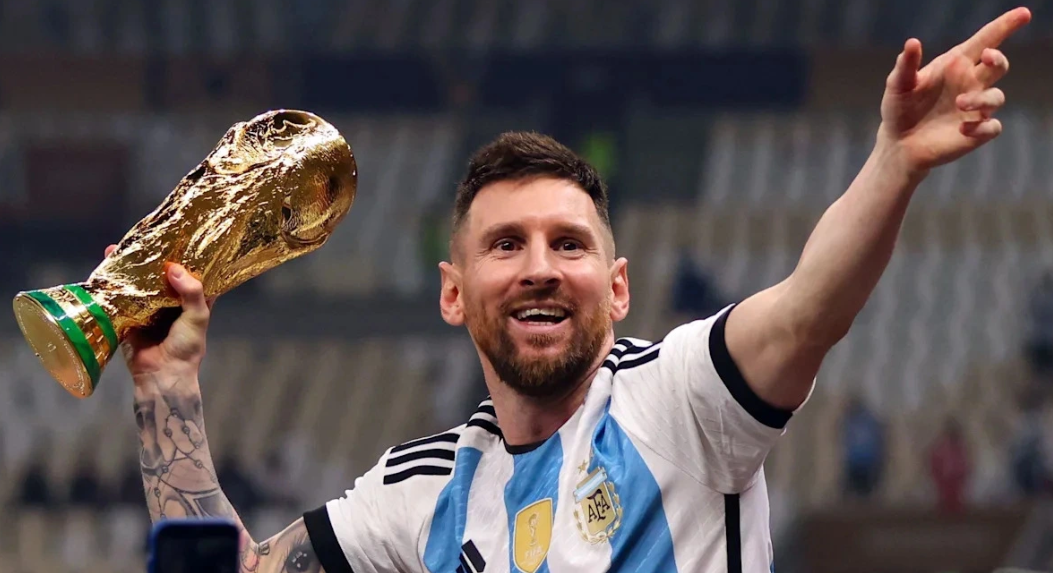 Lionel Messi Argentina international football records before retirement